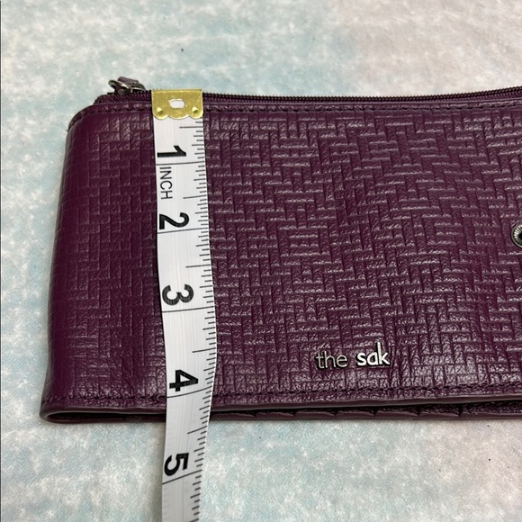 The Sak Purple Wallet - Picture 9 of 9